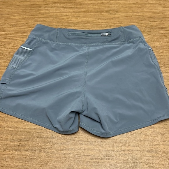 4 for $20 Athleta Girl gray shorts size 14 - Picture 2 of 7